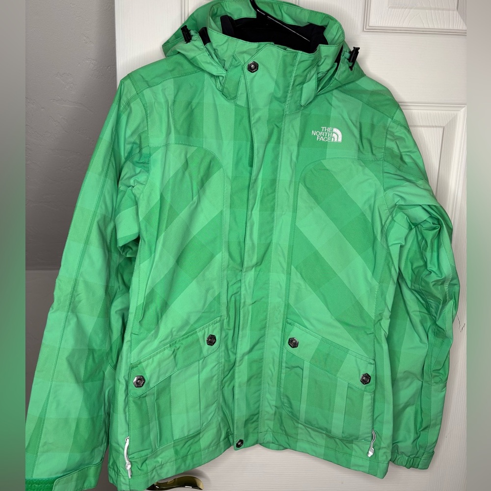 The North Face Hyvent Ski and Snowboard Jacket